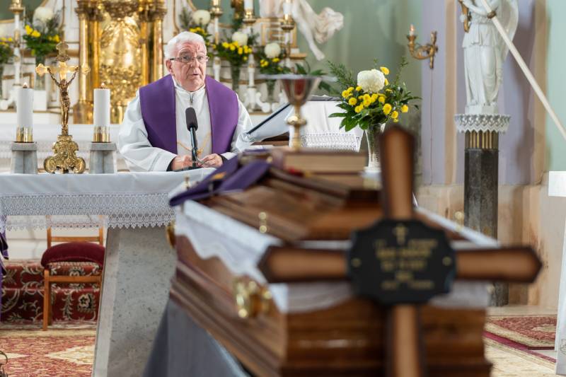 2025_11_10_bagi sandor temetes_25.jpg